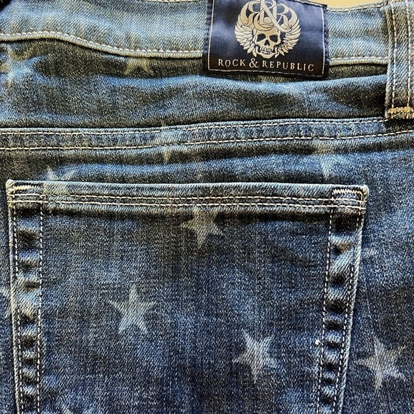 ROCK & REPUBLIC • Women’s Stars & Stripes American Fourth of July Jean Shorts - Picture 3 of 5